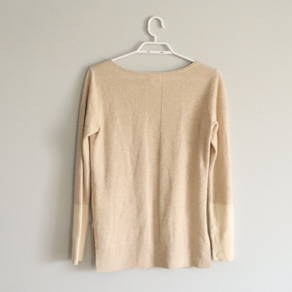 Club Monaco Women's Sz S Cream 100% Cashmere Side Slit Ribbed Crew Sweater‎ - Picture 2 of 12